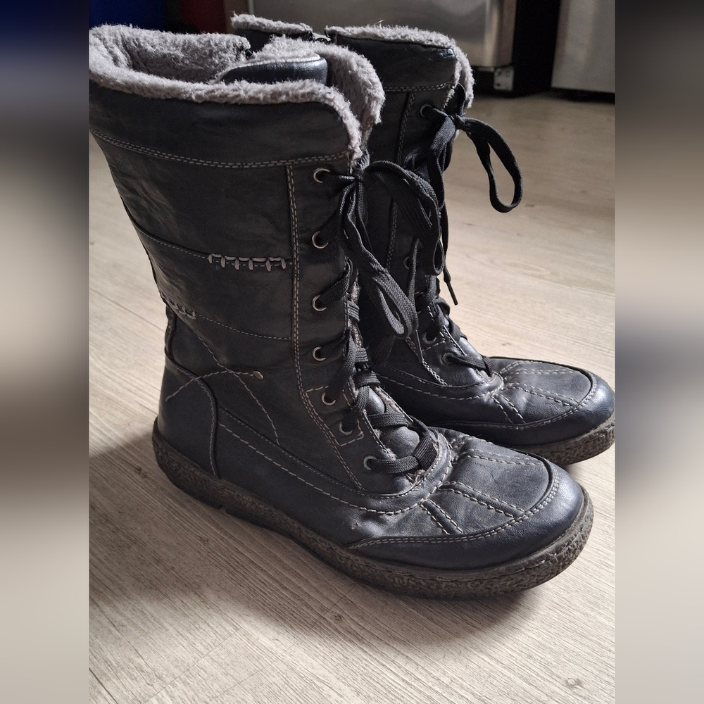 Black Lace Up Winter Boots